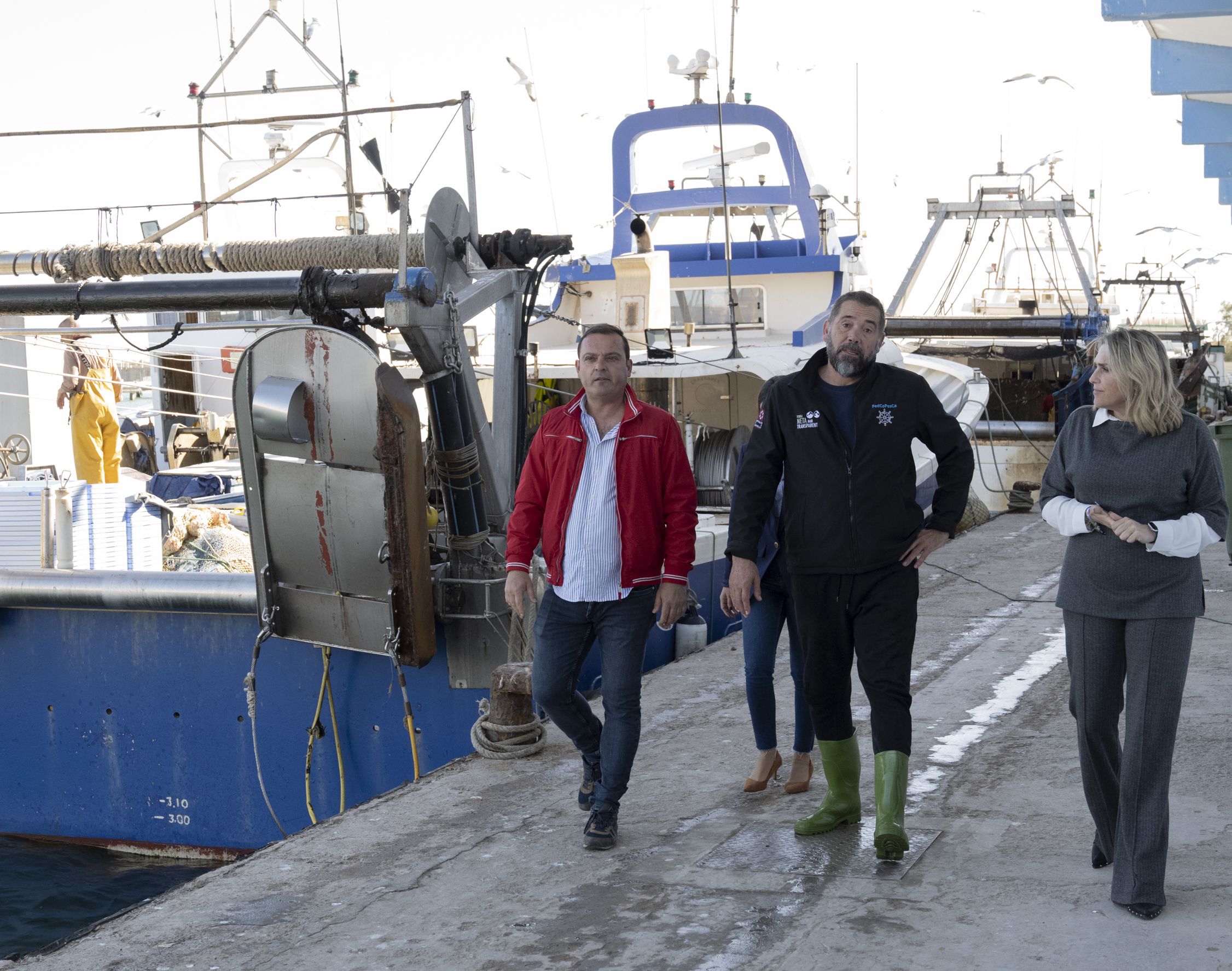 El vicepresident Andrés Martínez amb els pescadors