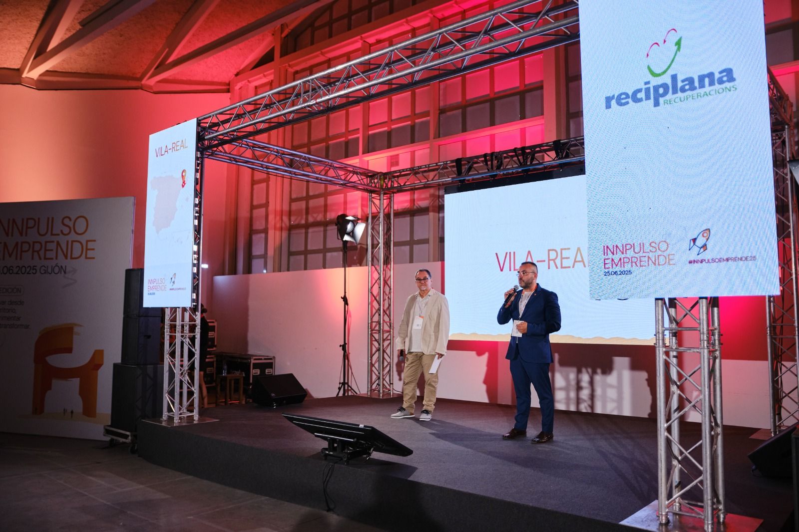 Ajuntament de Vila-real i Reciplana en el VIII Innpulso Emprende