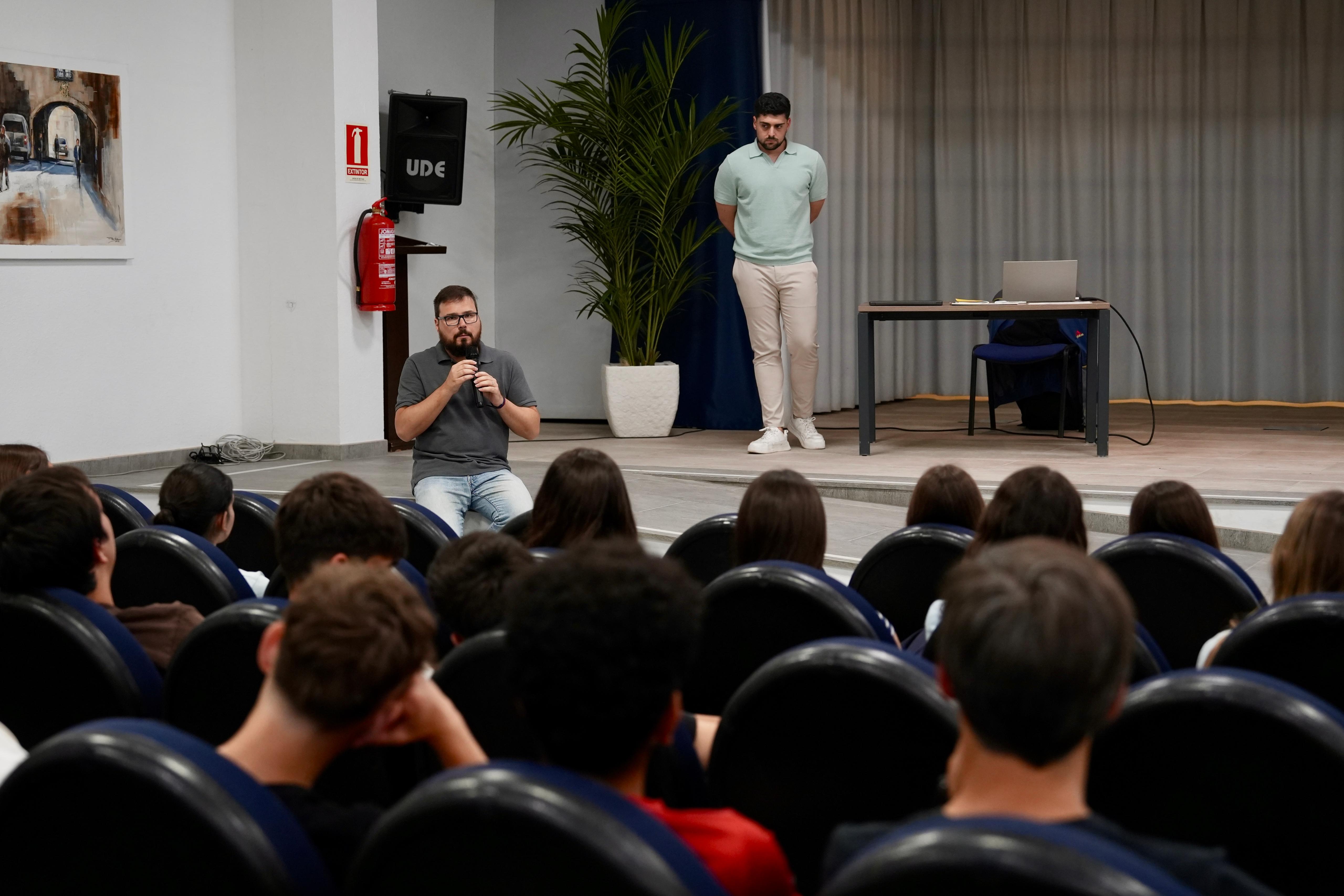 Presentació d''Arrels' en l'Alcora