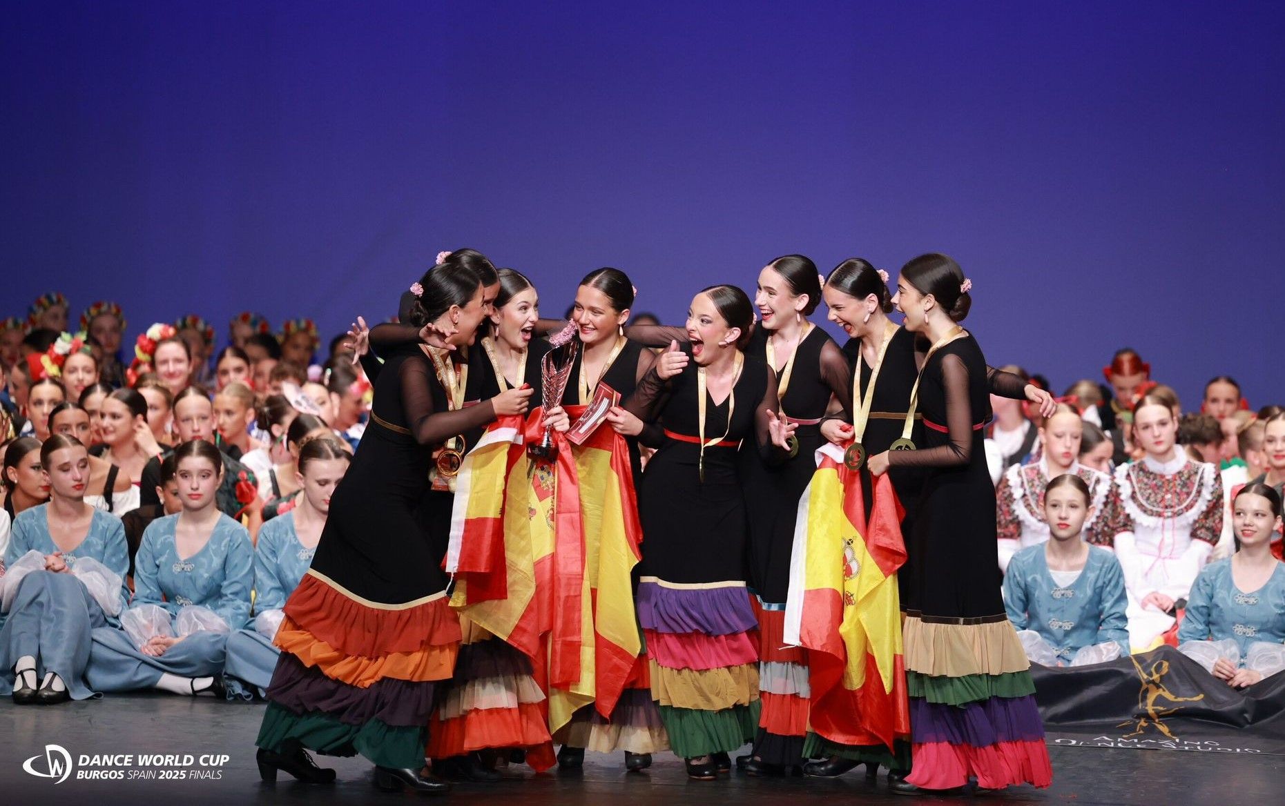 Les alumnes del Centre Municipal de les Arts de Burriana aconseguixen la medalla d'or en el Mundial de Dansa