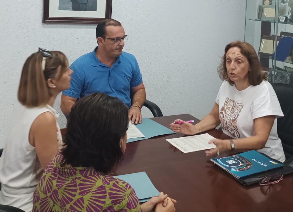 L'Ajuntament de Peníscola signa un conveni de col·laboració amb la Fundació Amigó