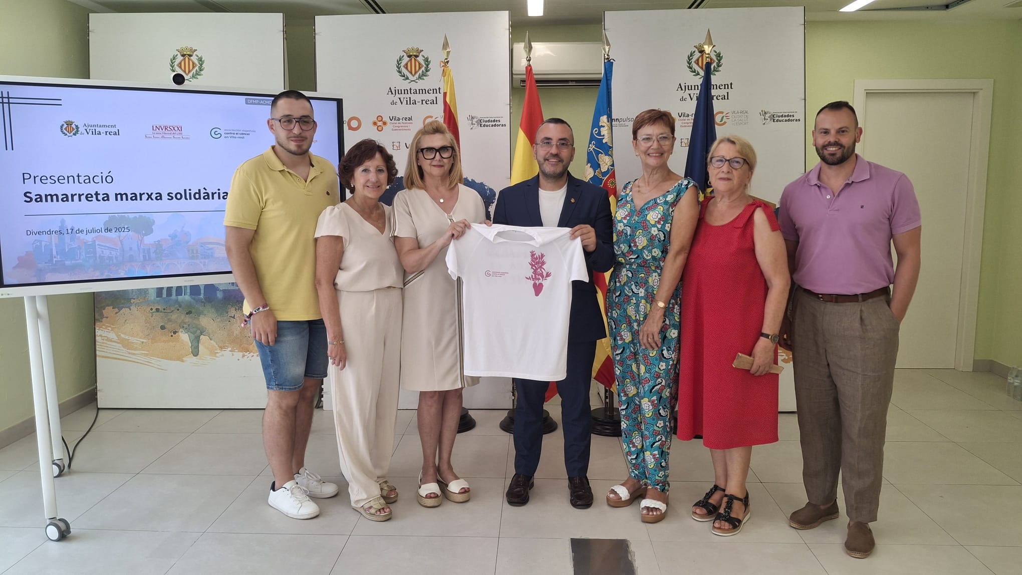 Vila-real presenta la IX Marxa solidària contra el càncer de l'AECC