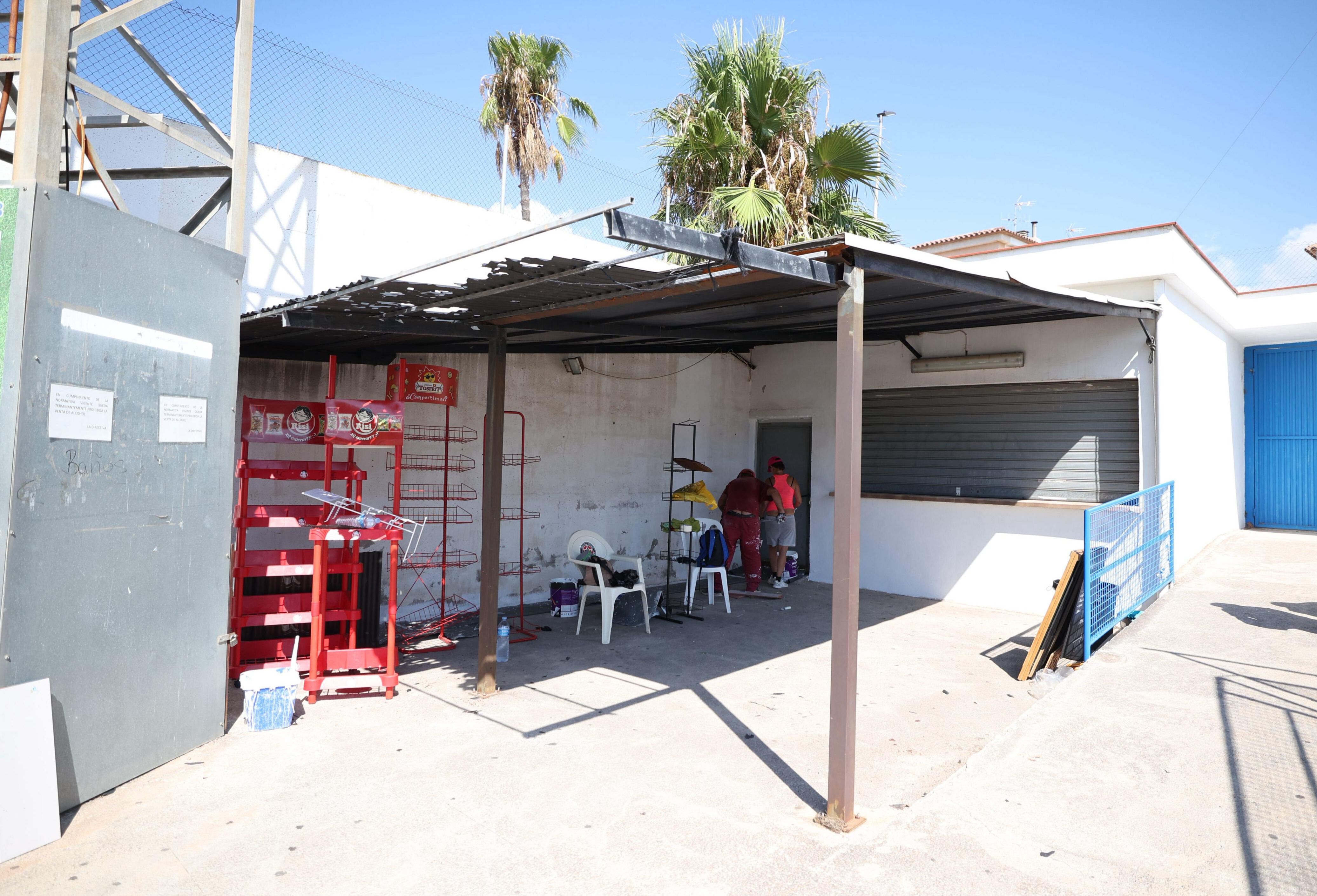 Renovació de la cantina del camp de futbol municipal Juan Bautista Planelles de Burriana
