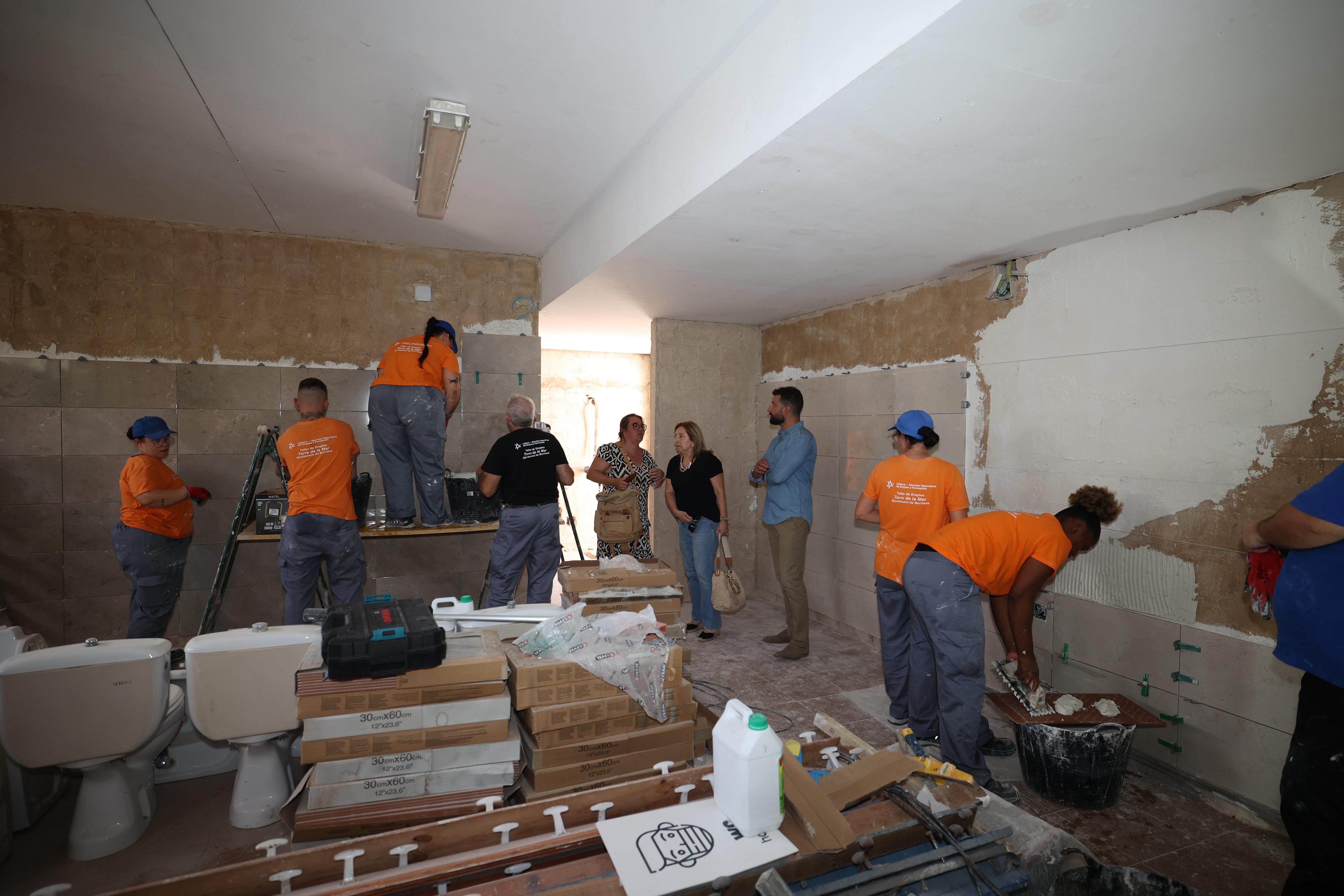 Burriana construye los primeros baños adaptados en las pistas de atletismo de Llombai