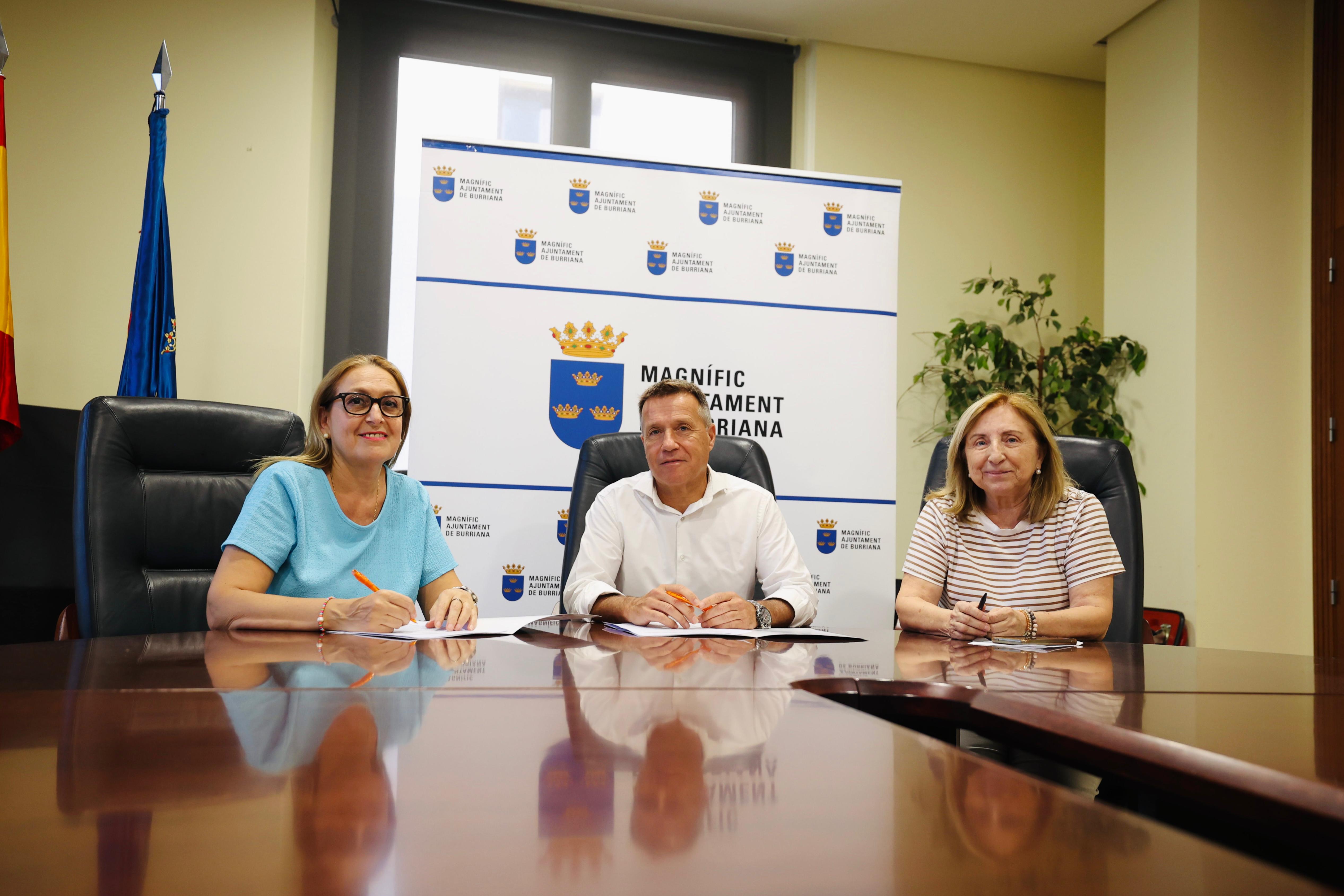 Conveni entre l'Ajuntament de Burriana i la Federació del Comerç