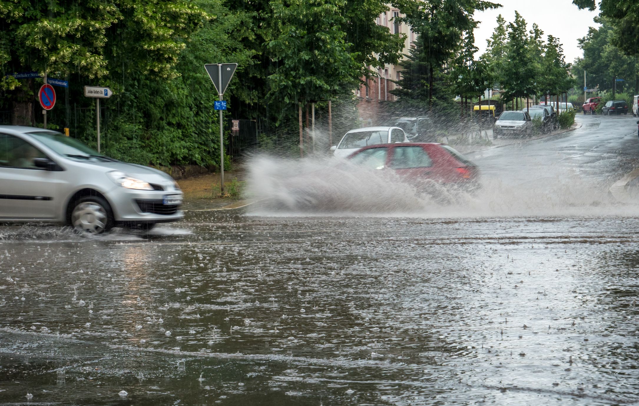 Una carretera amb pluja - Foto: GettyImages 