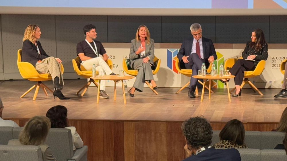 Carrasco participa en el III Foro Urbano de España Carrasco participa en el III Foro Urbano de España