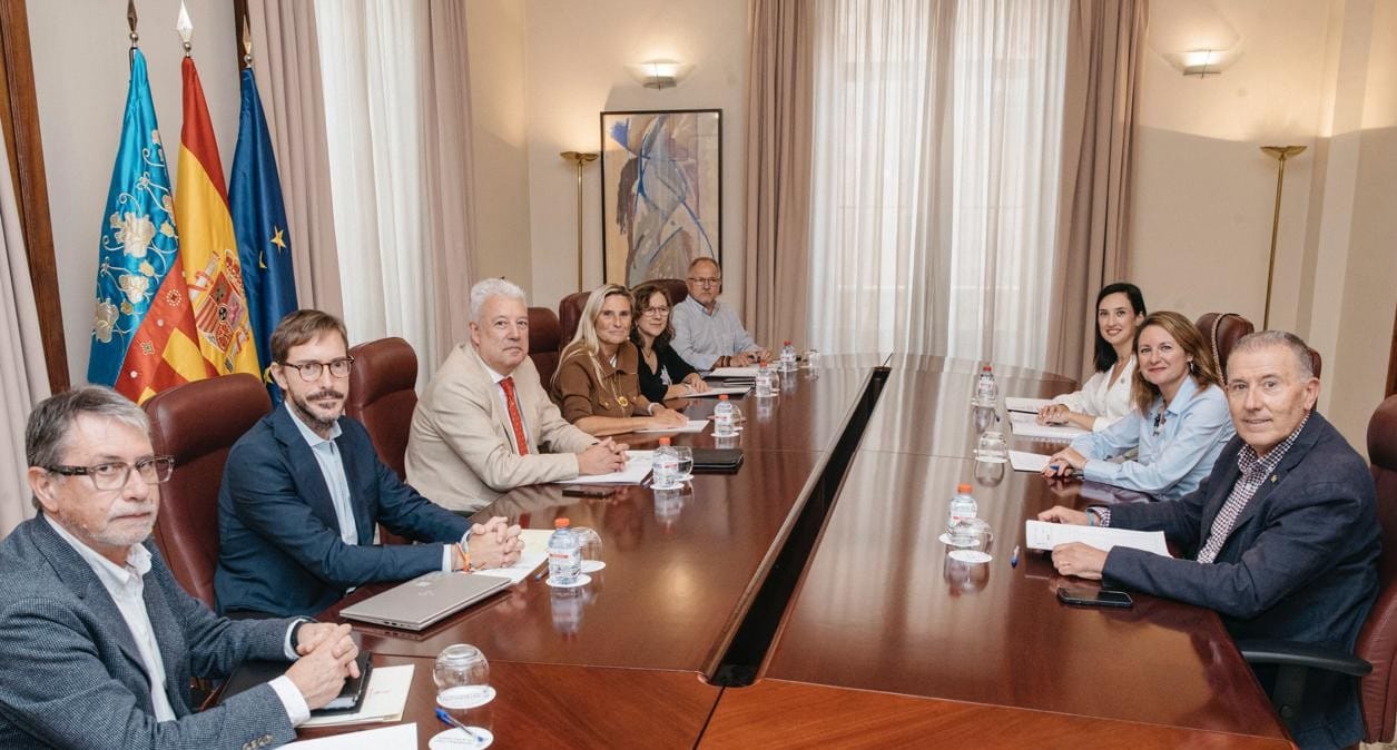 Carrasco reunida amb la Generalitat pel futur IES Crémor.