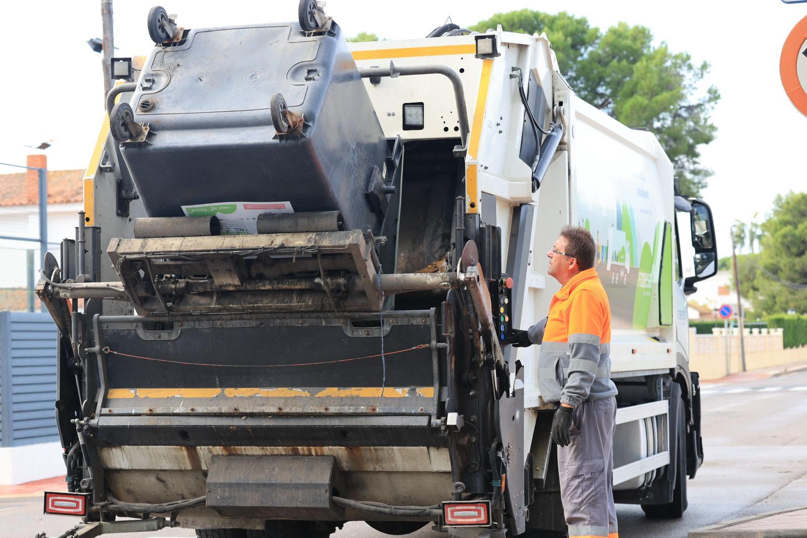 Camió de la brossa a Benicàssim