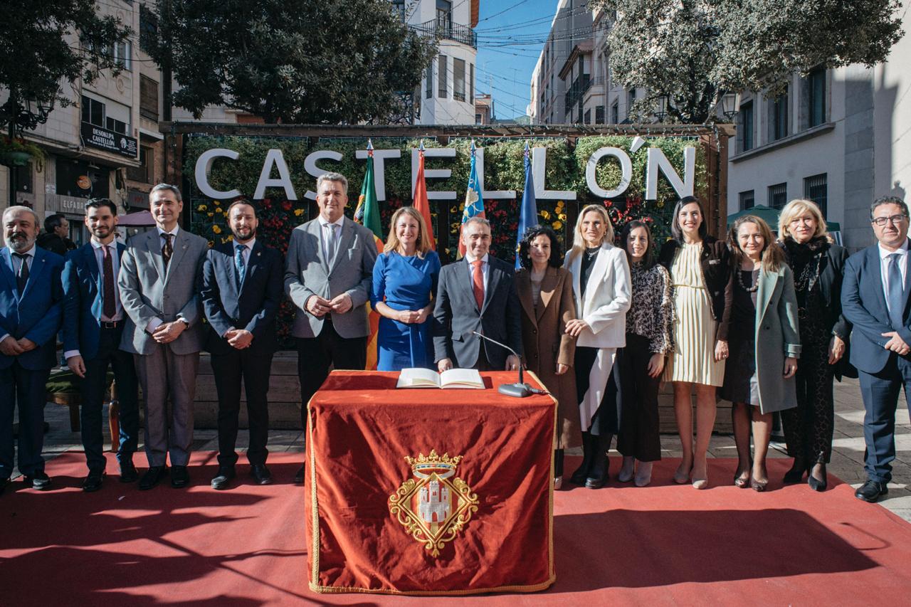 Castelló durant el dia de la Constitució. Castelló durant el dia de la Constitució.