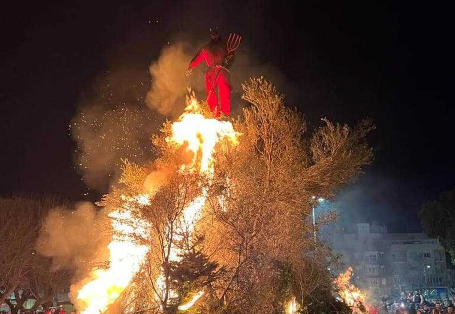 Hoguera de San Antón en Peñíscola