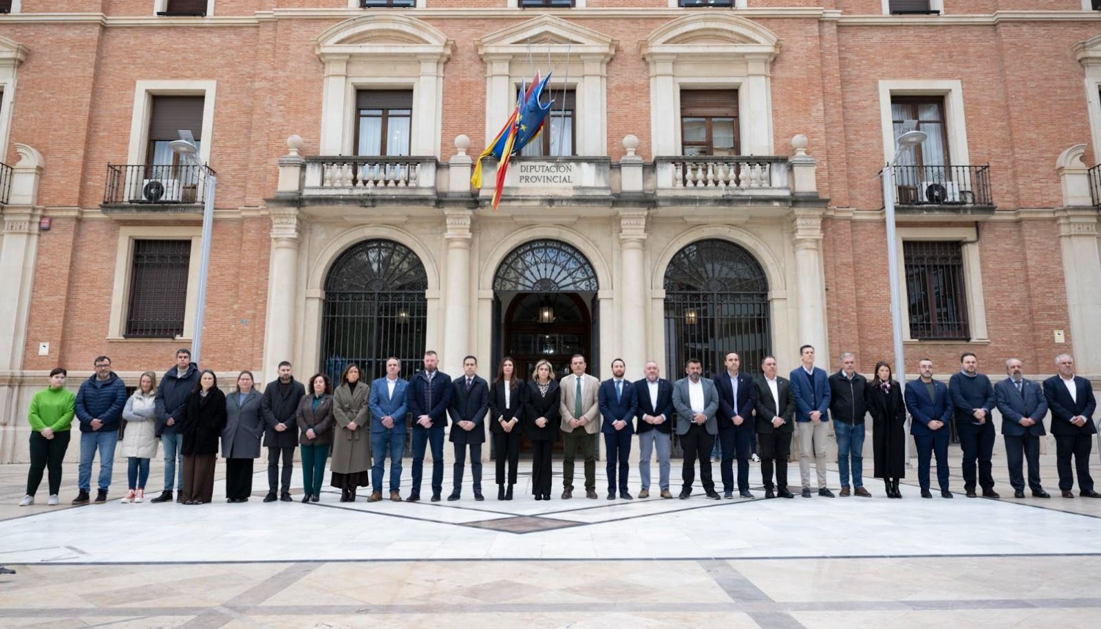 Minut de silenci en la Diputació de Castelló