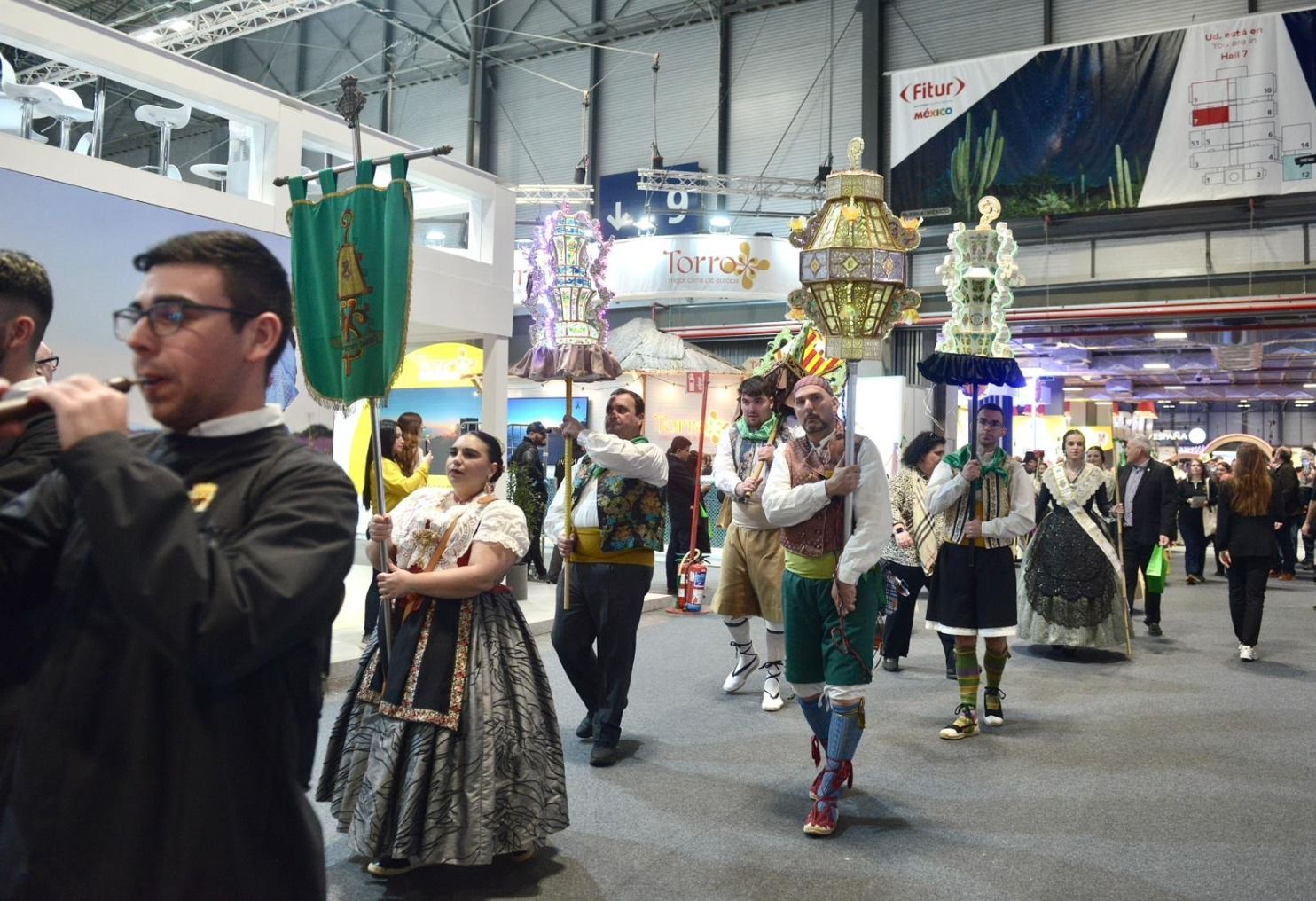 Desfile de Gaiatas de Castellón en Fitur 2026