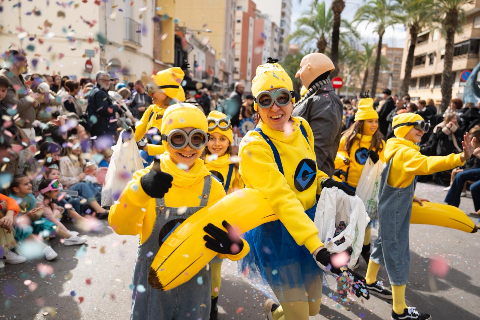 Gran desfilada del Carnestoltes del Grao de Castelló Gran desfilada del Carnestoltes del Grao de Castelló