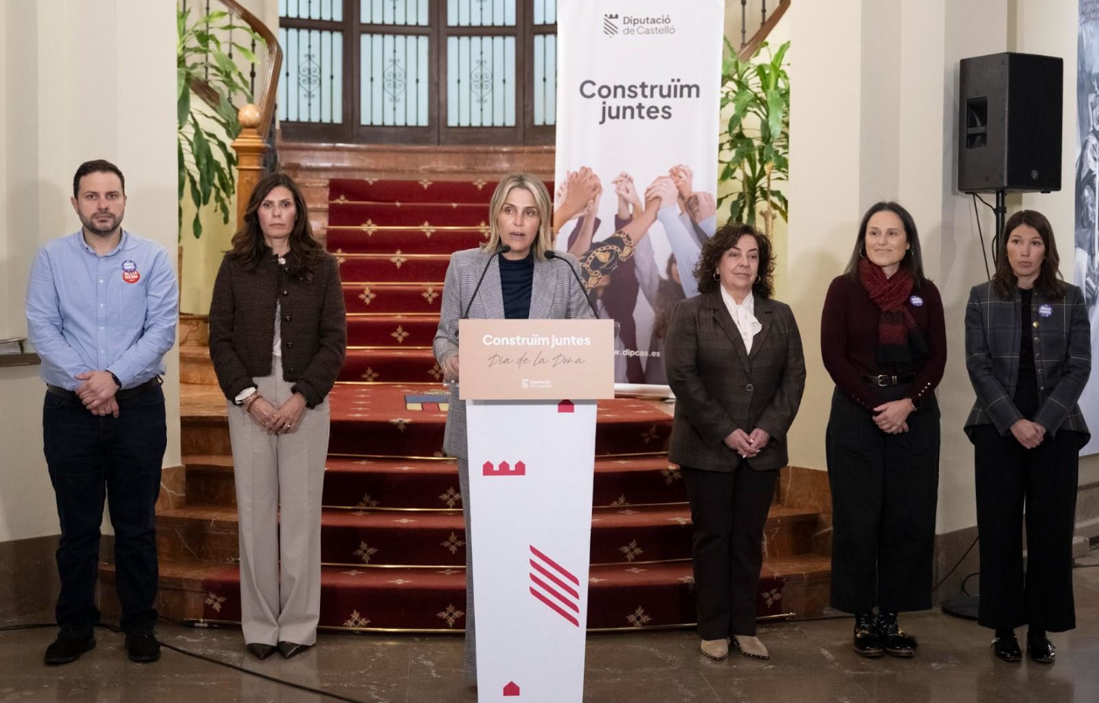 Lectura del manifest del 8M en la Diputació de Castelló