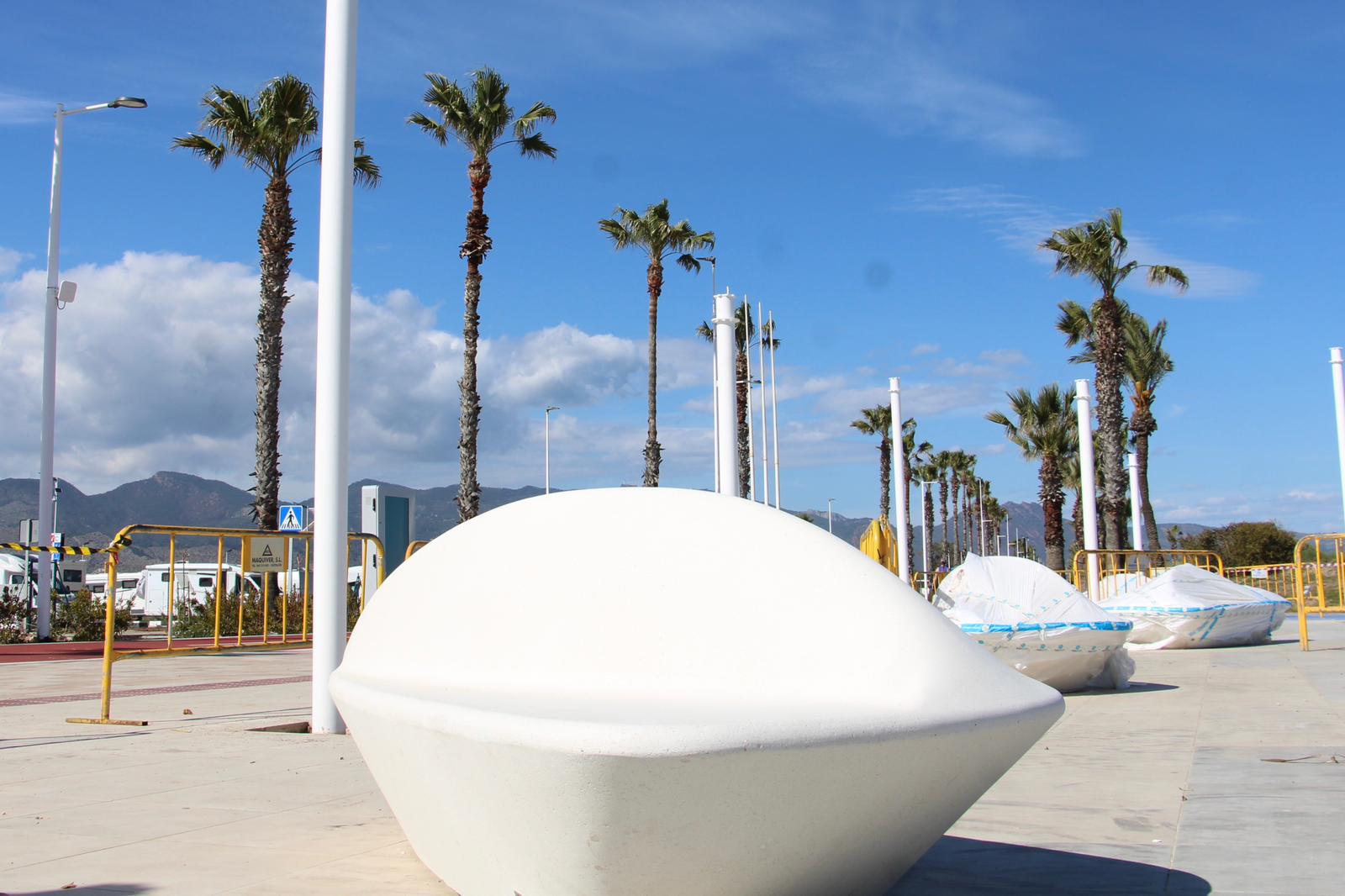 Nou mobiliari del passeig de Ferrandis Salvador de Castelló Nou mobiliari del passeig de Ferrandis Salvador de Castelló