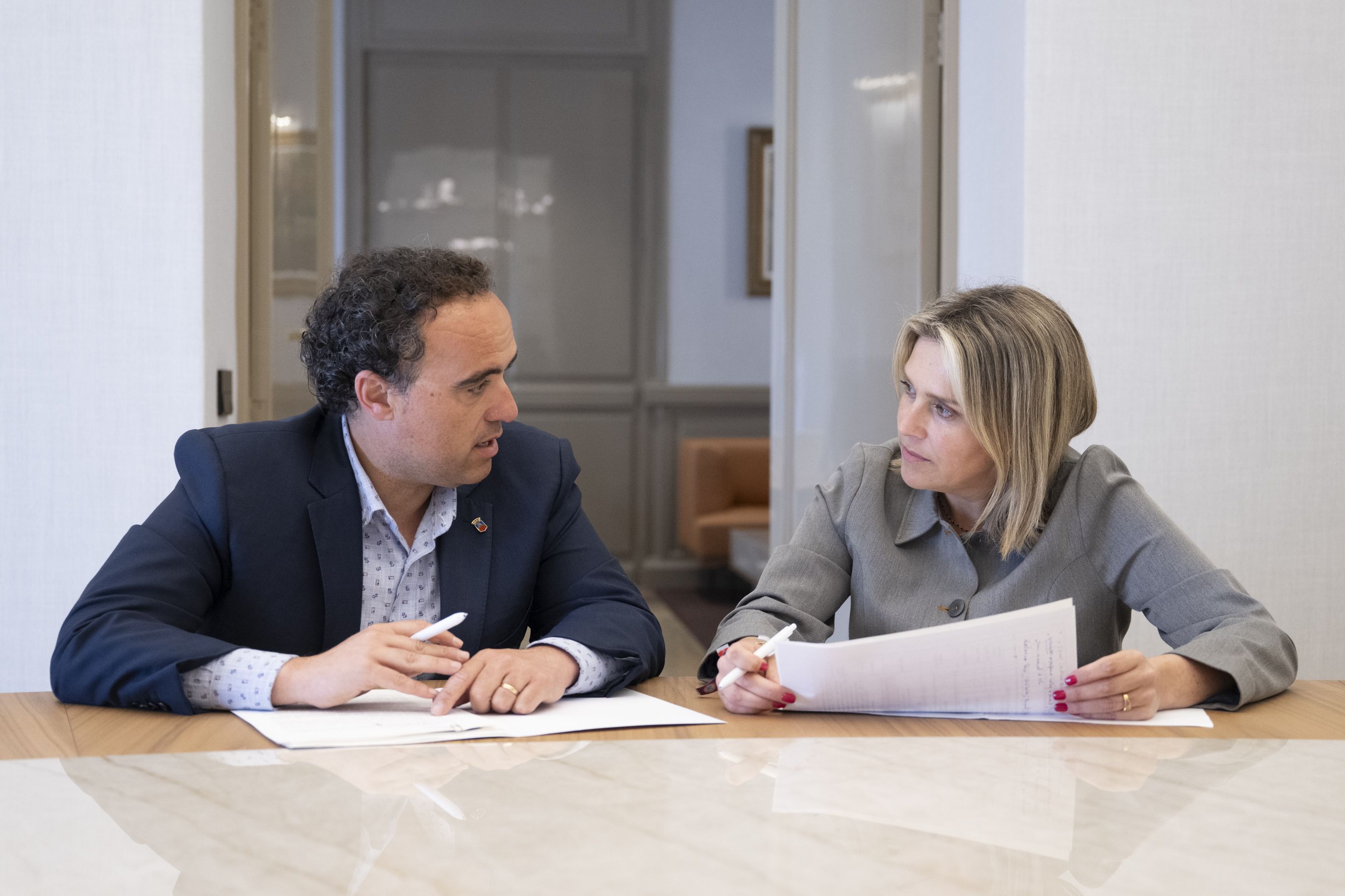 Presidenta Marta Barrachina y diputado José María Andrés