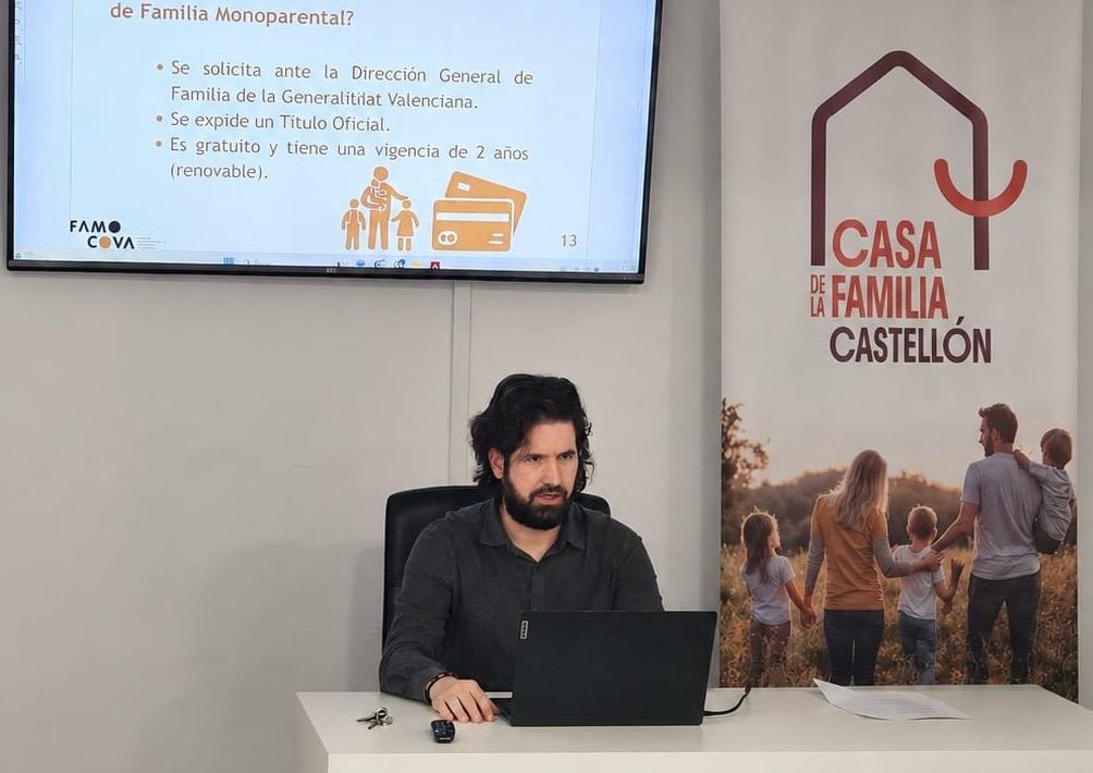  Casa de la Familia
