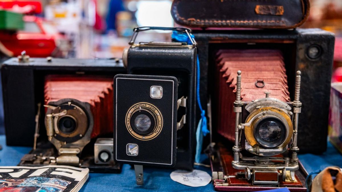 Piezas únicas en la feria de antigüedades de Castellón Piezas únicas en la feria de antigüedades de Castellón