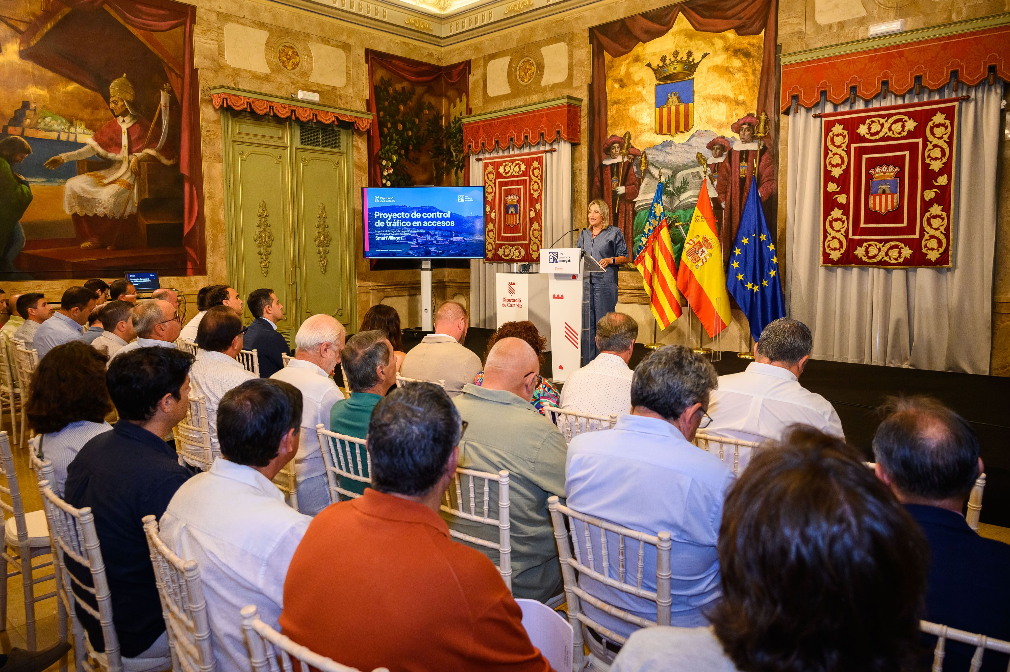 Presentació de càmeres als municipis Presentació de càmeres als municipis