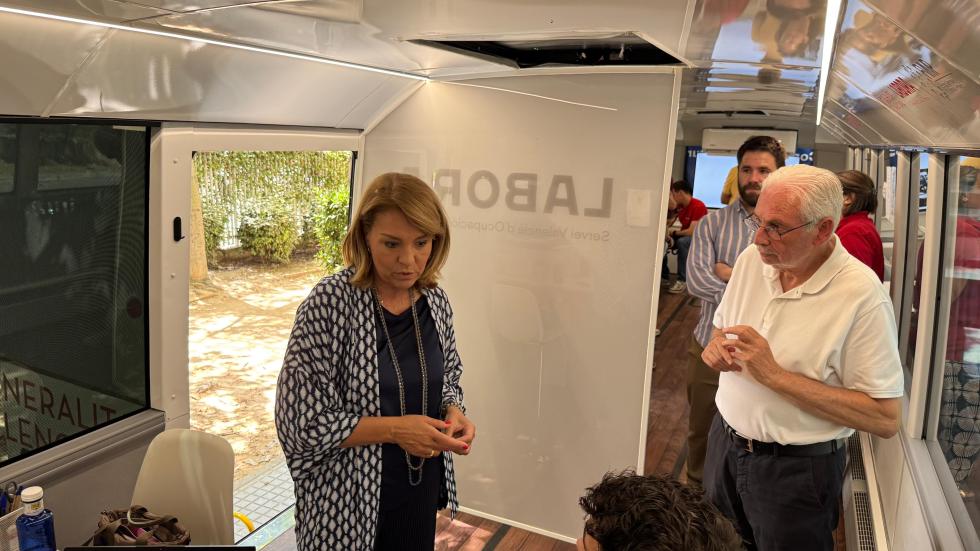 Visita de Susana Camarero