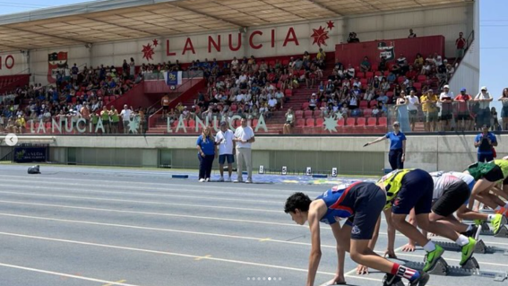 Reconocimiento a deportistas
