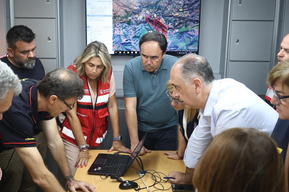 Reunión de emergencias con el President Pérez Llorca.