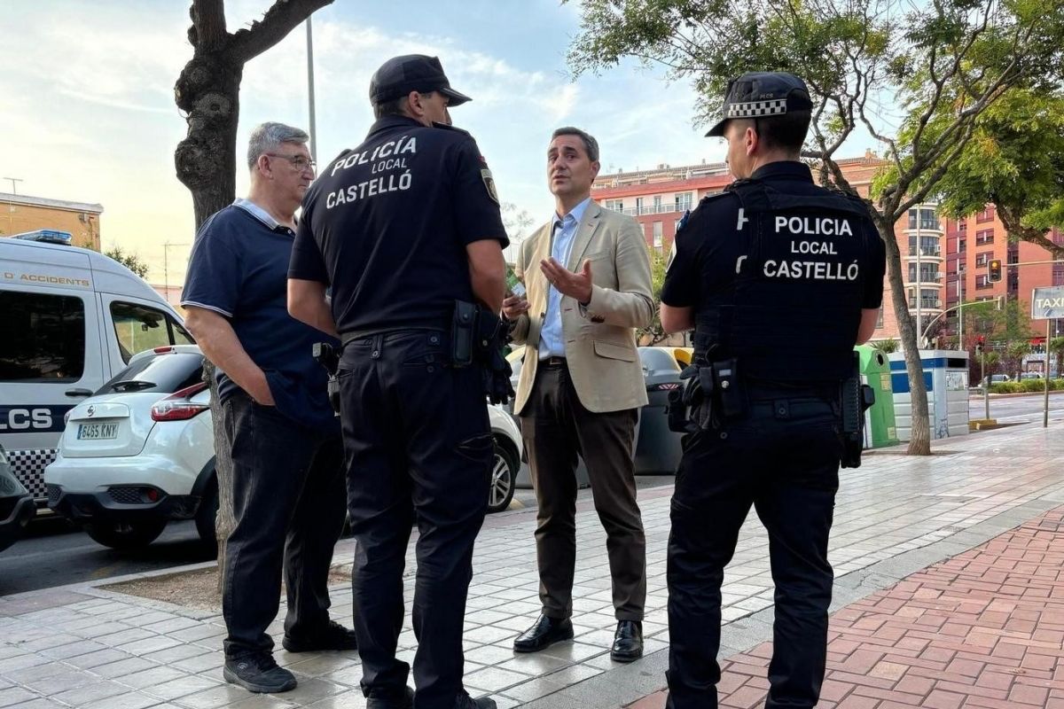 Ortolá amb agents de la policia local