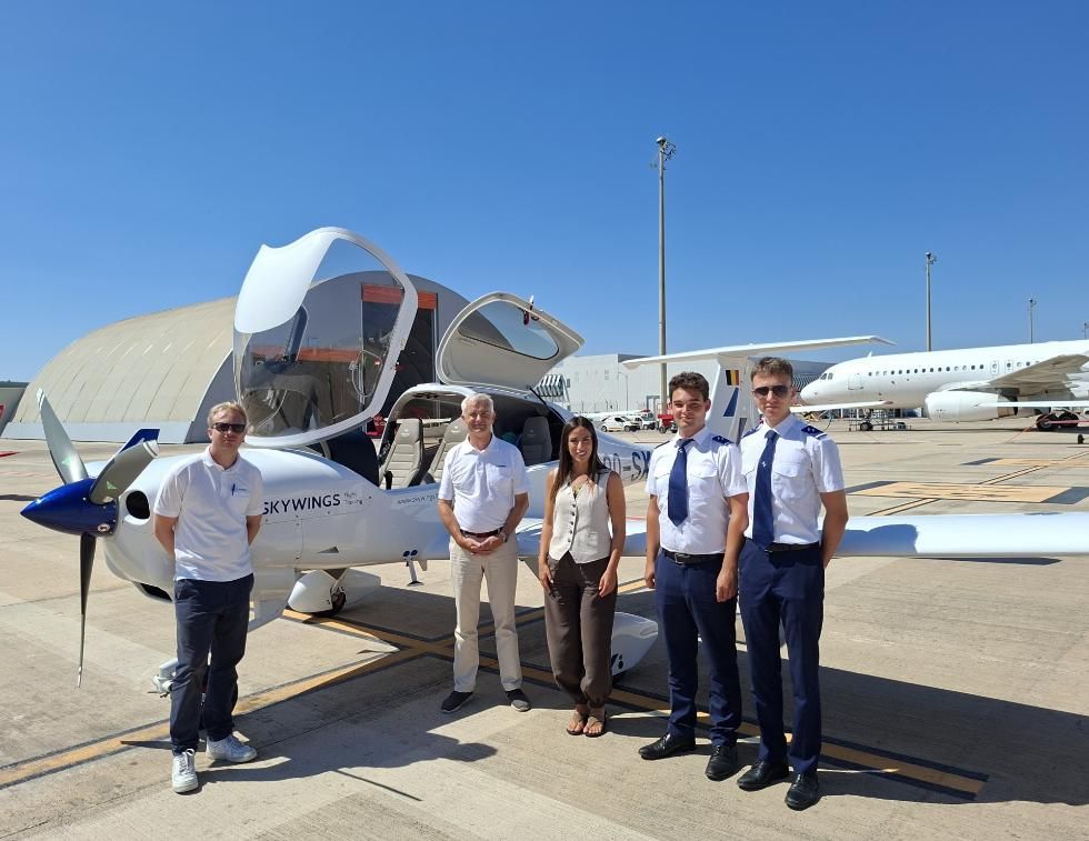 Escola de pilotatge belga Skywings Flight Training