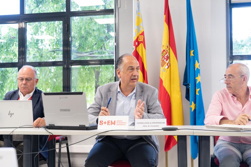 image?url=https%3A%2F%2Fcomunica.gva.es%2Fo%2Fadaptive media%2Fimage%2F413662104%2Fm%2F260811 EMER Foto1 JCValderrama comisi%25C3%25B3n eclipse