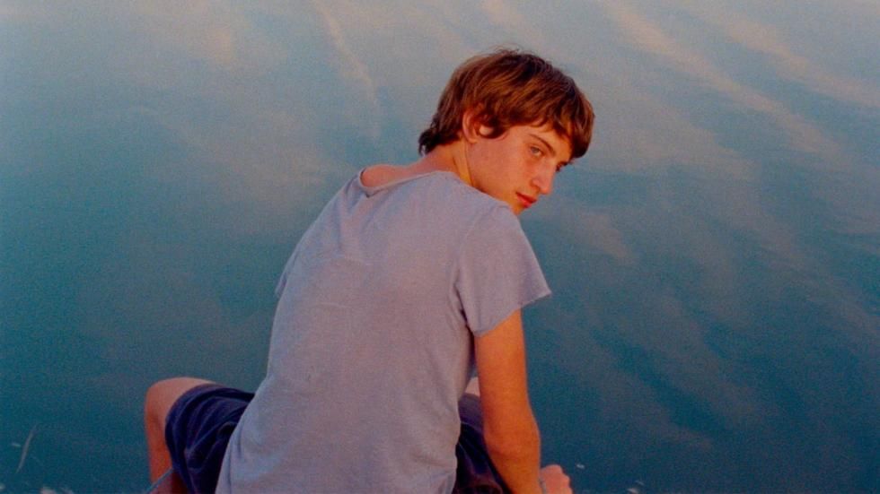 Estrany riu (2025), el primer largometraje del cineasta catalán Jaume Claret Muxart
