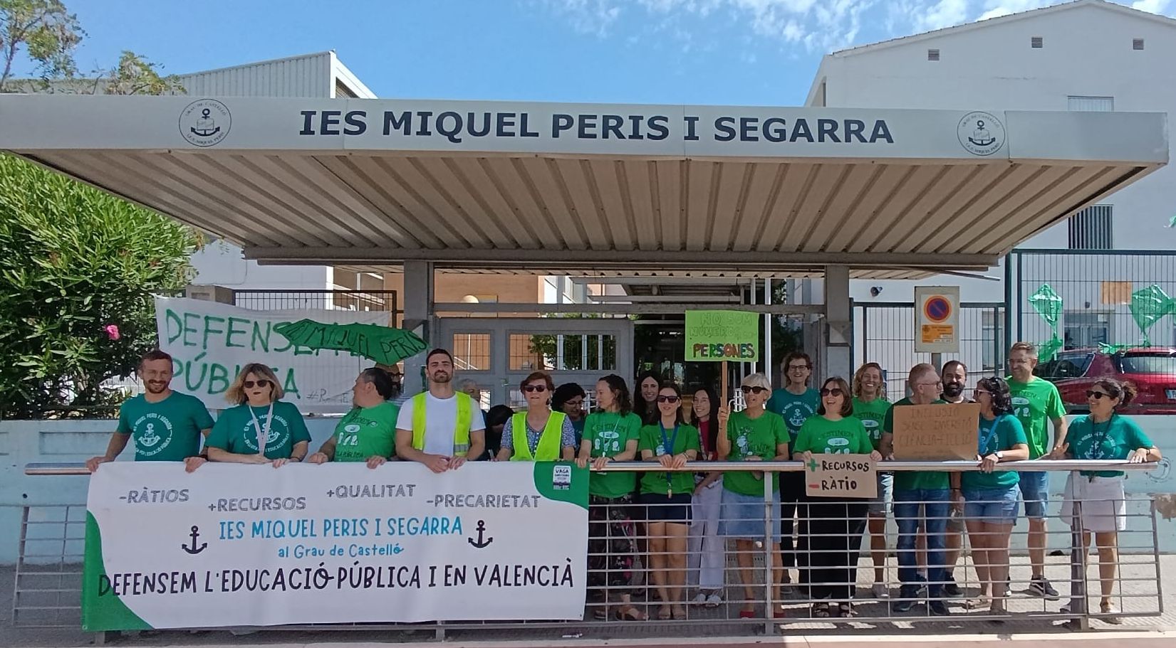 Una concentració de docents a Castelló