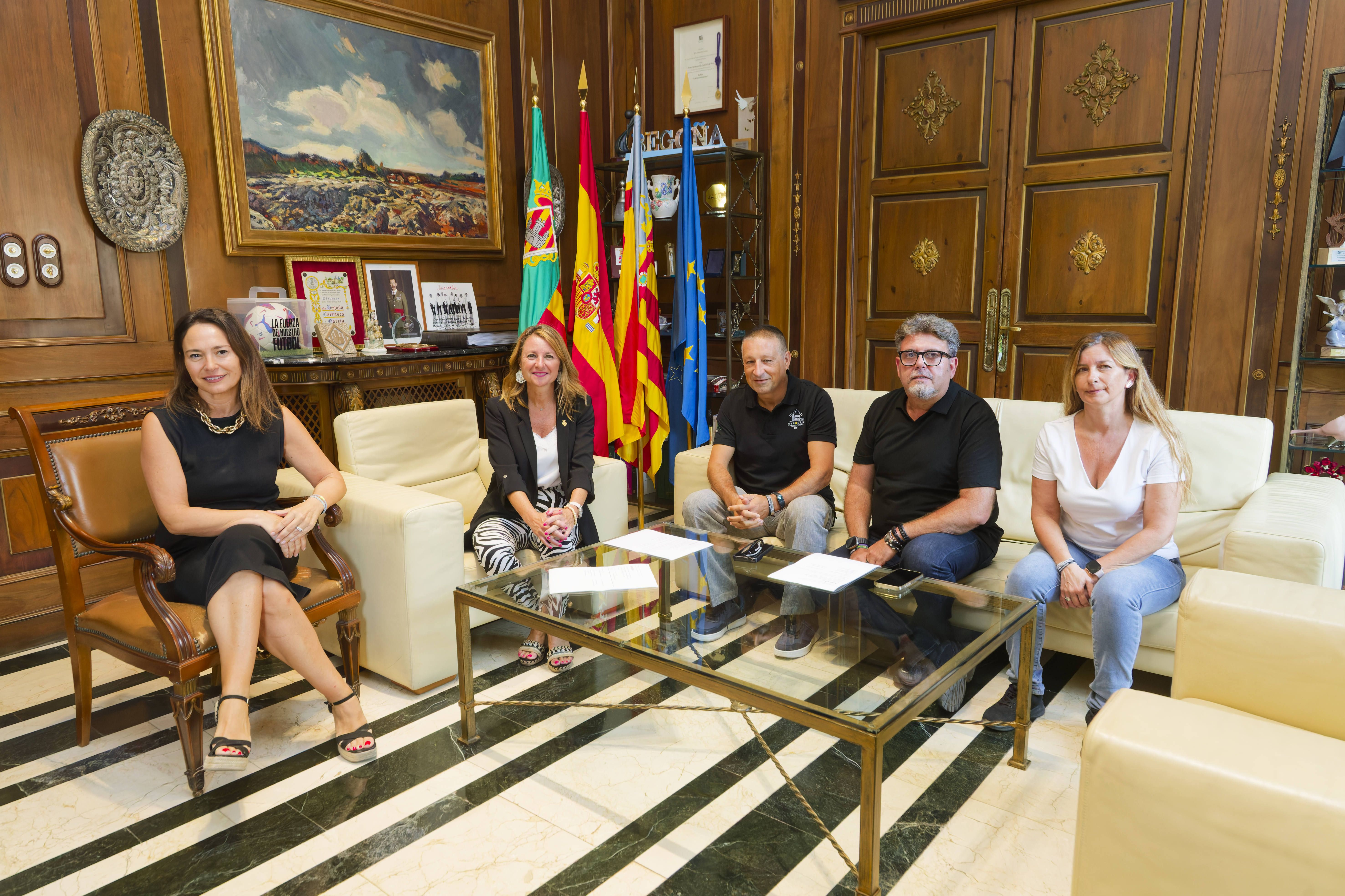 Carrasco rep a la directiva d'ASPECAS Carrasco rep a la directiva d'ASPECAS