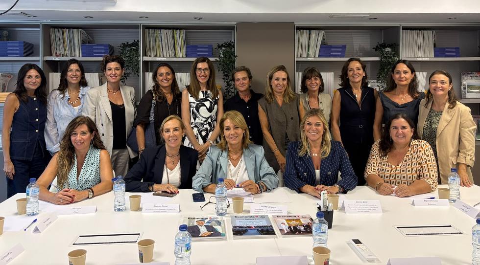 Encuentro de Susana Camarero con la Fundación Mujeres al Timón