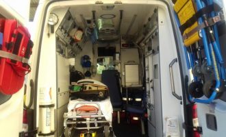 Tres heridos en un accidente entre un coche y una furgoneta en Cabanes