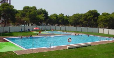 Las piscinas municipales de Castelló se preparan para la temporada de baño 2019