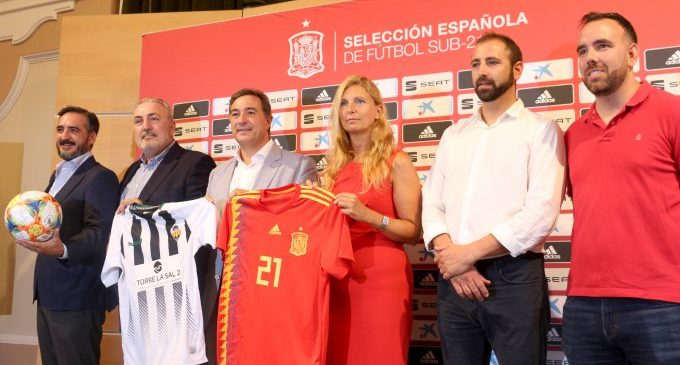 Marco subratlla l'impacte positiu que tindrà el partit de futbol España-Montenegro sub21 per a la marca Castelló