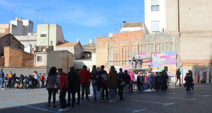 "Festa pels Bons Tractes" a Borriana en commemoració del 25N