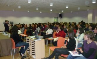 El servei ADI de Borriana organitza la conferència "El dia a dia a l'aula"