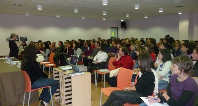 El servei ADI de Borriana organitza la conferència "El dia a dia a l'aula"
