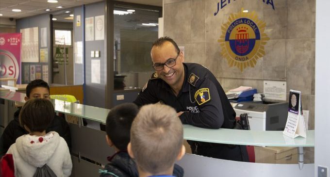 La Policia Local d'Onda agrairà als xiquets el seu comportament a casa durant l'Estat d'Alarma