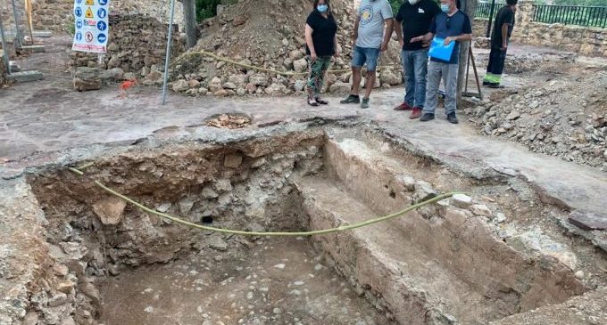 L'equip d'arqueòlegs de la Diputació trau a la llum les restes de l'antic Palau d'Argelita