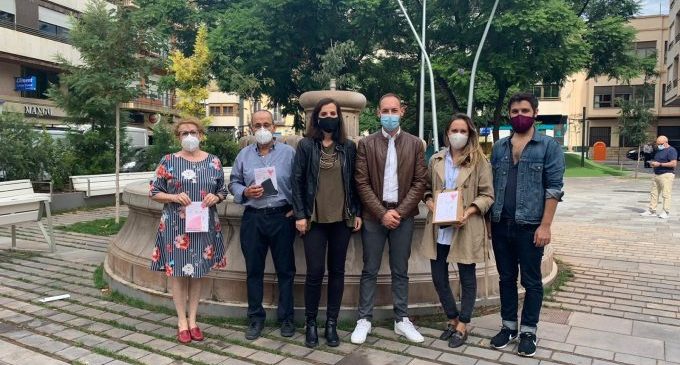 L'Ajuntament de la Vall d'Uixó, l'Associació Contra el Càncer i Jo Compre a la Vall presenten les mascaretes solidàries contra el càncer