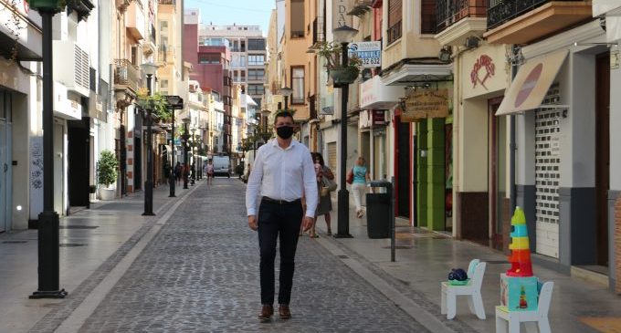 Castelló repartirà 9.000 euros en 90 xecs de 100 euros per a impulsar el comerç local