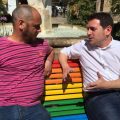 Compromís condena las acciones de LGTBIfobia de la ultraderecha en la plaza Pescadería