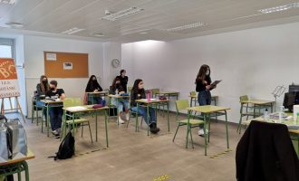 Els tres instituts de la Vall d'Uixó participen en la Lliga Universitària de Debat