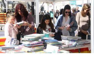 Desenes de haimes oferiran la millor literatura en la Fira del Llibre de Vinaròs 2022