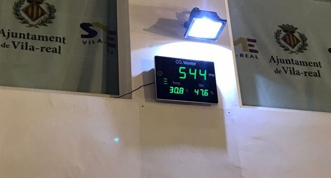 El SME instal·la mesuradors de CO₂ per a controlar la qualitat de l'aire i millorar la seguretat dels espais esportius davant la covid-19 a Vila-real