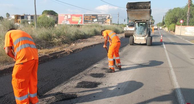 Benicàssim inicia l’asfaltat del nou itinerari per als vianants del Camí Serradal
