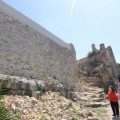 La muralla de l'Albacar del castell de Xivert llueix com nova amb una inversió de 40 mil euros